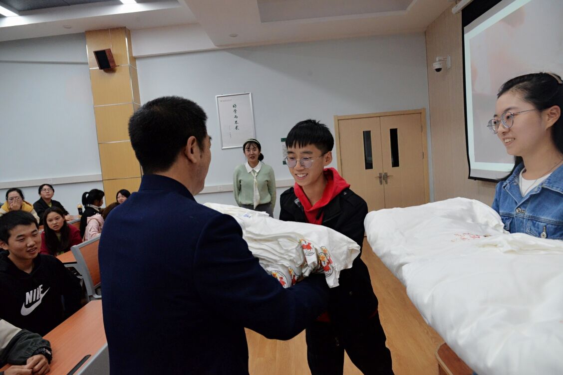 54eb6cd697d34b0e825a5c3d43497aad.jpg 54eb6cd697d34b0e825a5c3d43497aad.jpg