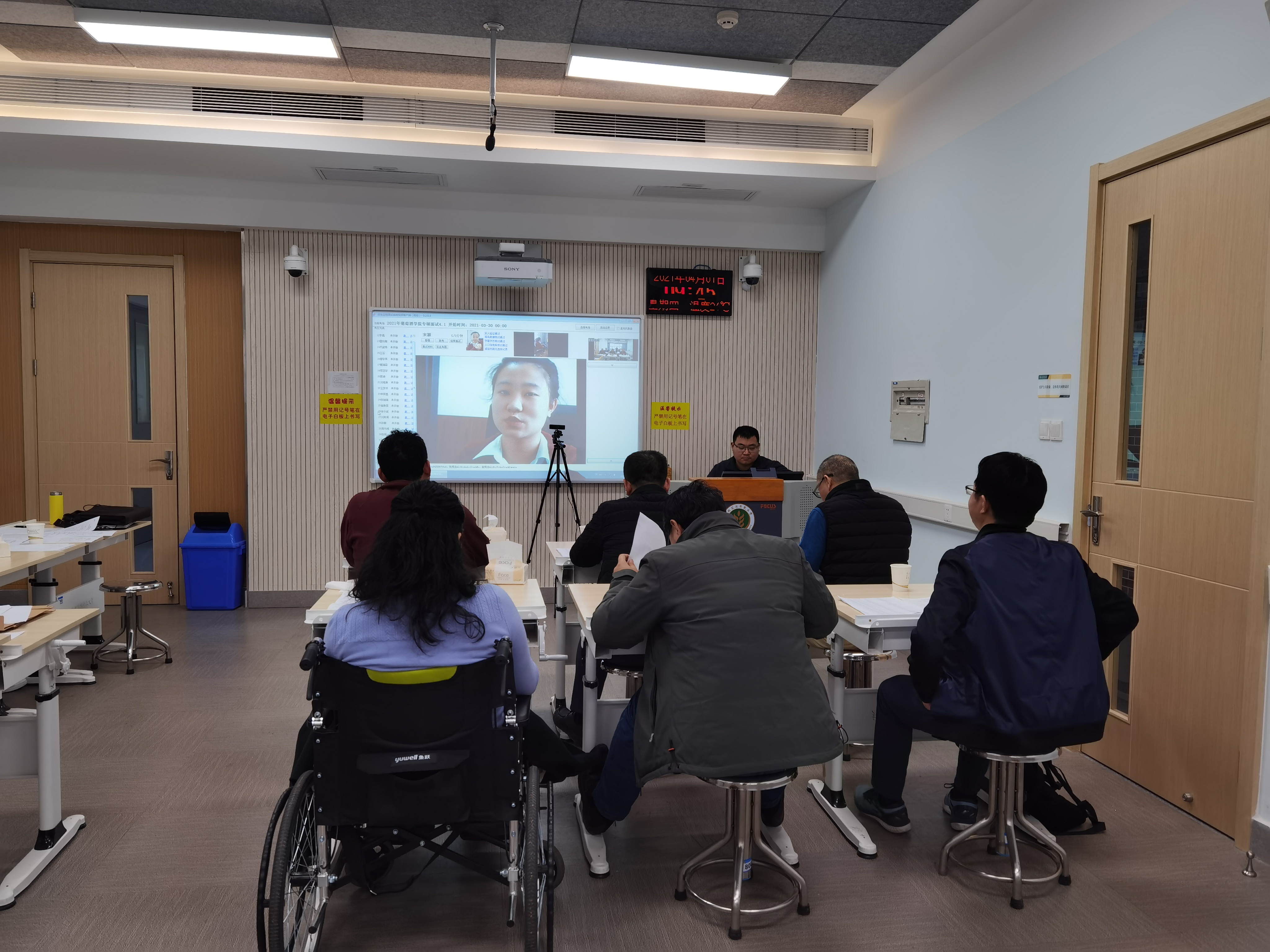 70c346829cb0474b88600e907a4c5afd.jpg 70c346829cb0474b88600e907a4c5afd.jpg