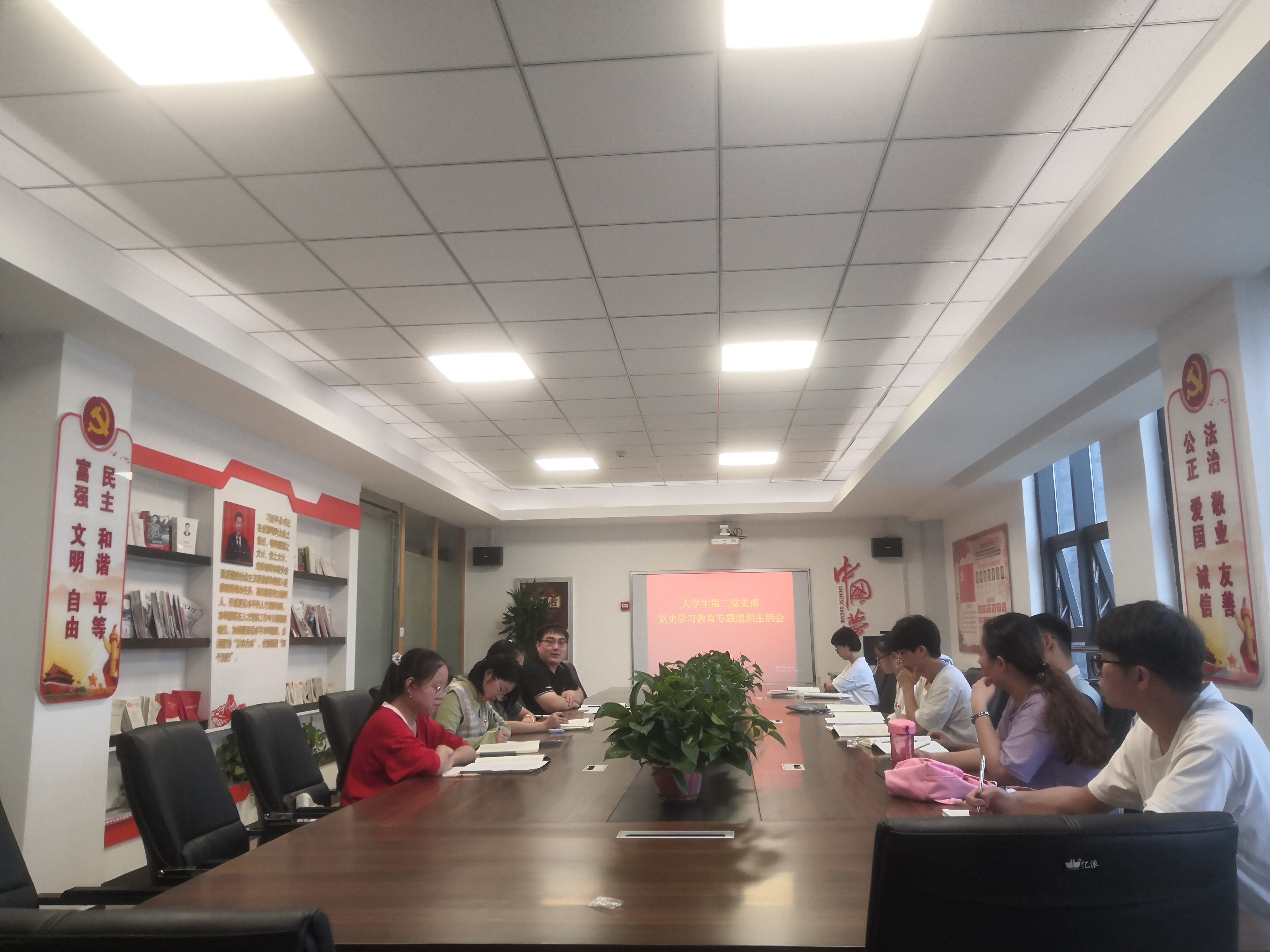 9faeb412aab04e7db6f12d1d8e7fe61b.jpg 9faeb412aab04e7db6f12d1d8e7fe61b.jpg