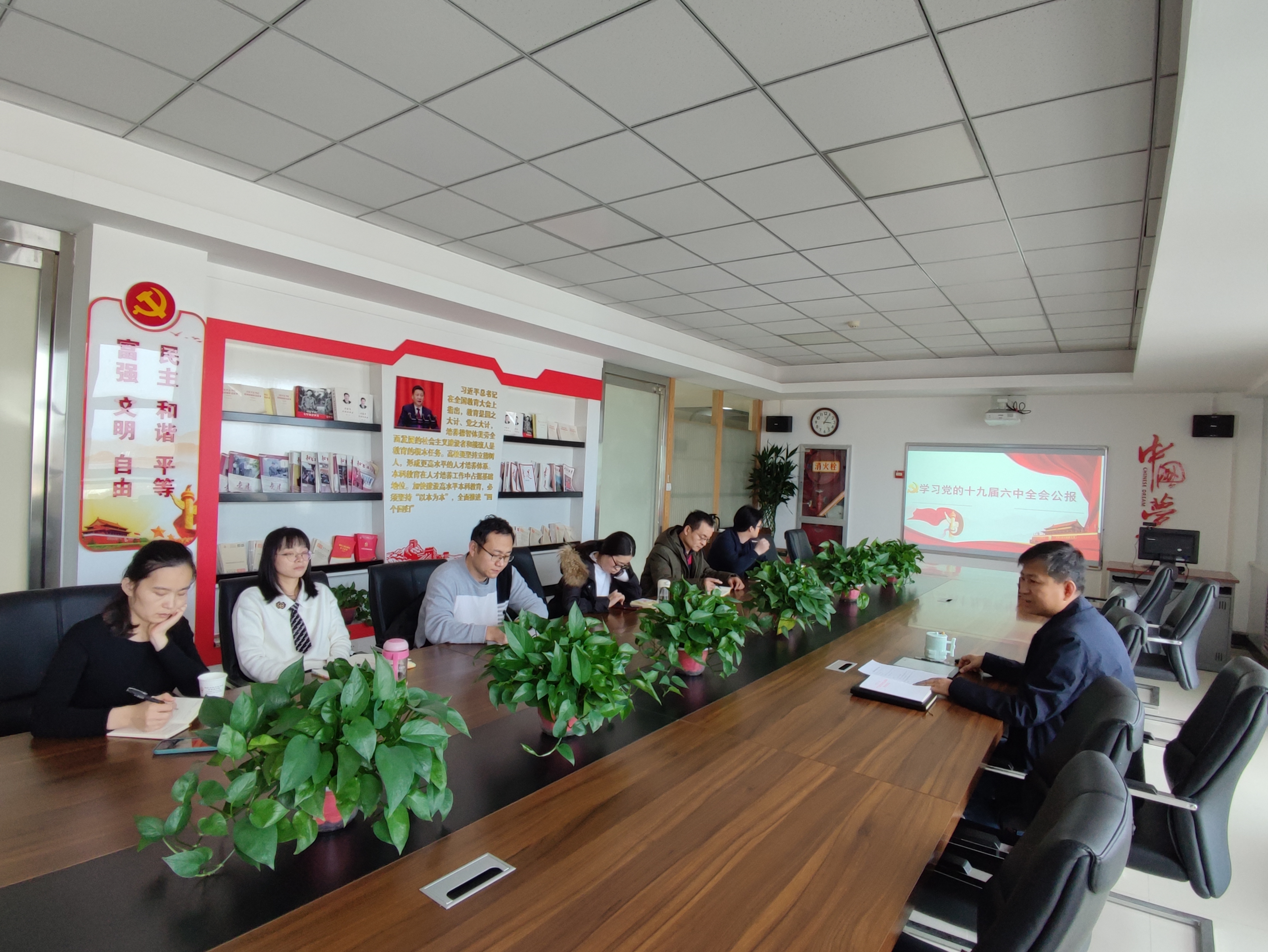 9d72c4bbc4dc4a25b9e3e76bc18b8500.jpg 9d72c4bbc4dc4a25b9e3e76bc18b8500.jpg