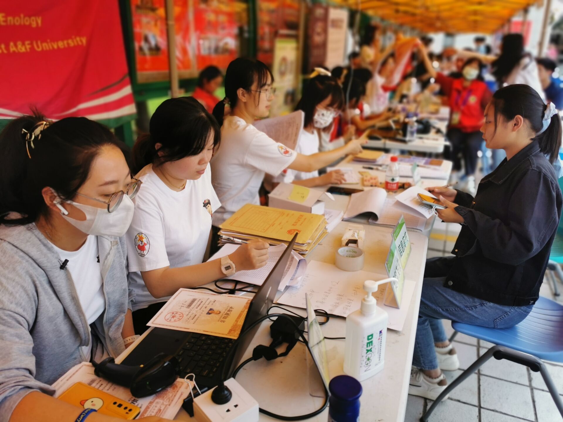 9fe757c2152e42ffa175f48c26884cf4.jpg 9fe757c2152e42ffa175f48c26884cf4.jpg